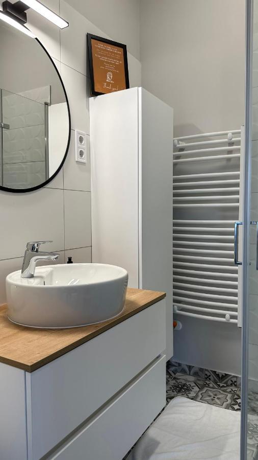 Mosonmagyaróvár Linden Apartman 106 - Adults Only מראה חיצוני תמונה