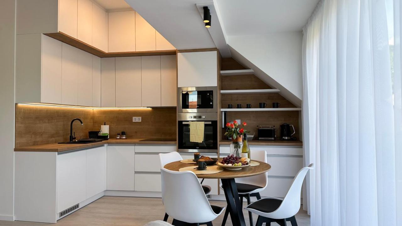 Mosonmagyaróvár Linden Apartman 106 - Adults Only מראה חיצוני תמונה