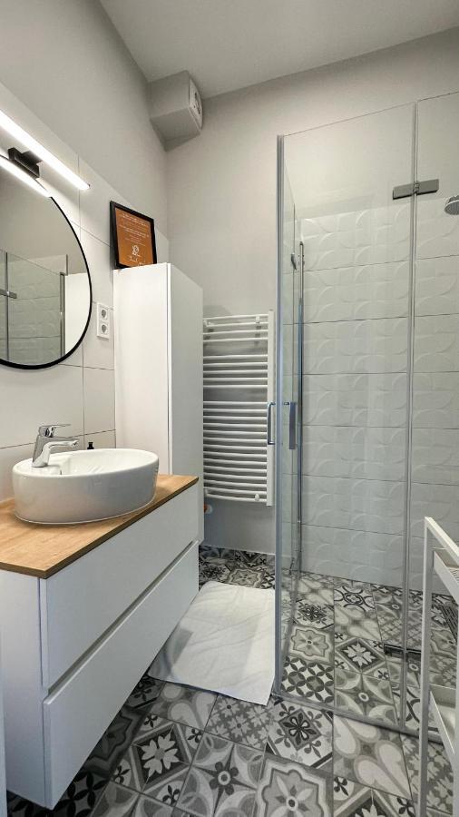 Mosonmagyaróvár Linden Apartman 106 - Adults Only מראה חיצוני תמונה