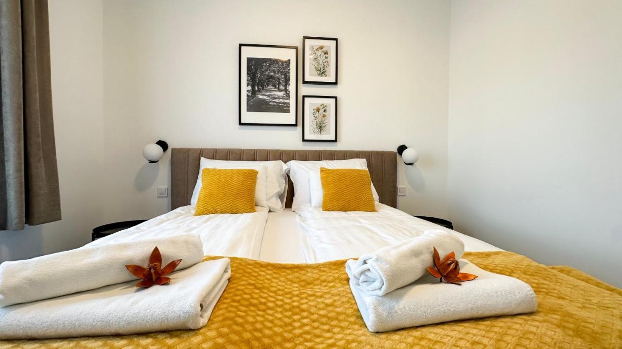 Mosonmagyaróvár Linden Apartman 106 - Adults Only מראה חיצוני תמונה
