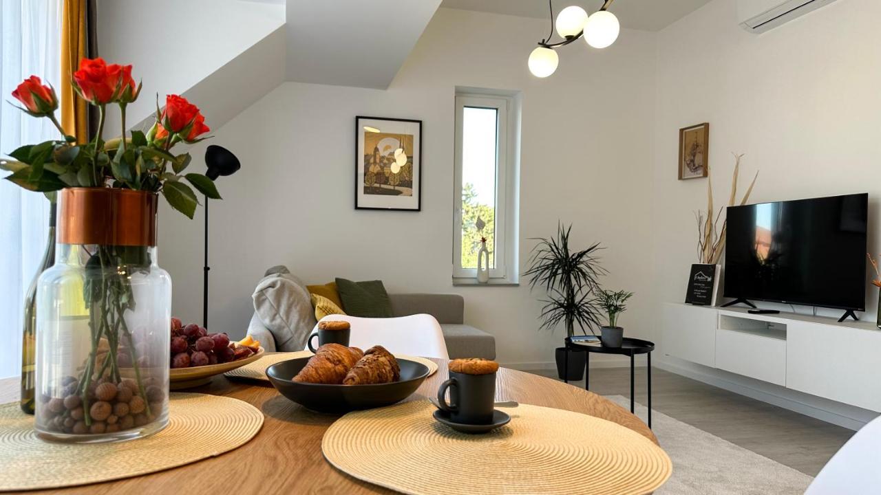 Mosonmagyaróvár Linden Apartman 106 - Adults Only מראה חיצוני תמונה
